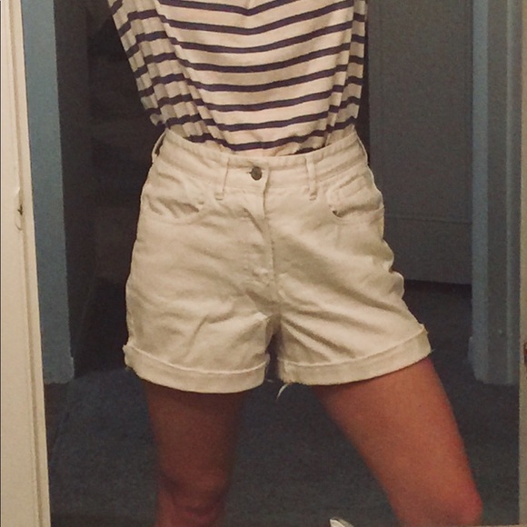 Guess Pants - Vintage High Rise Denim Shorts